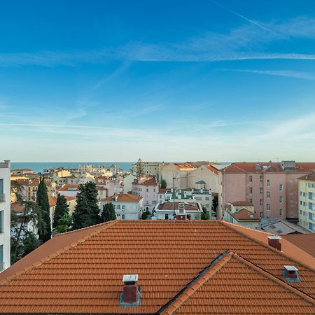 La Fabrique A Poupees - Chambres Et Appartements De Charme Au Coeur De Menton Eksteriør bilde