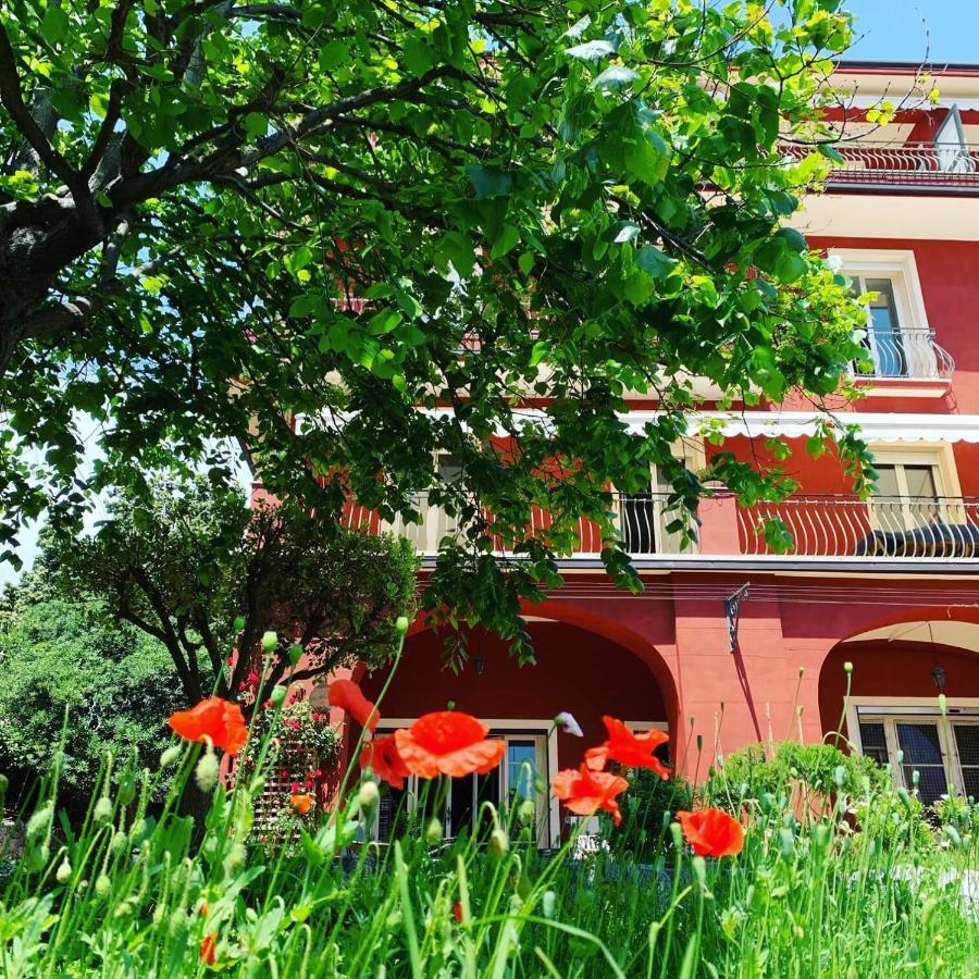 La Fabrique A Poupees - Chambres Et Appartements De Charme Au Coeur De Menton Eksteriør bilde