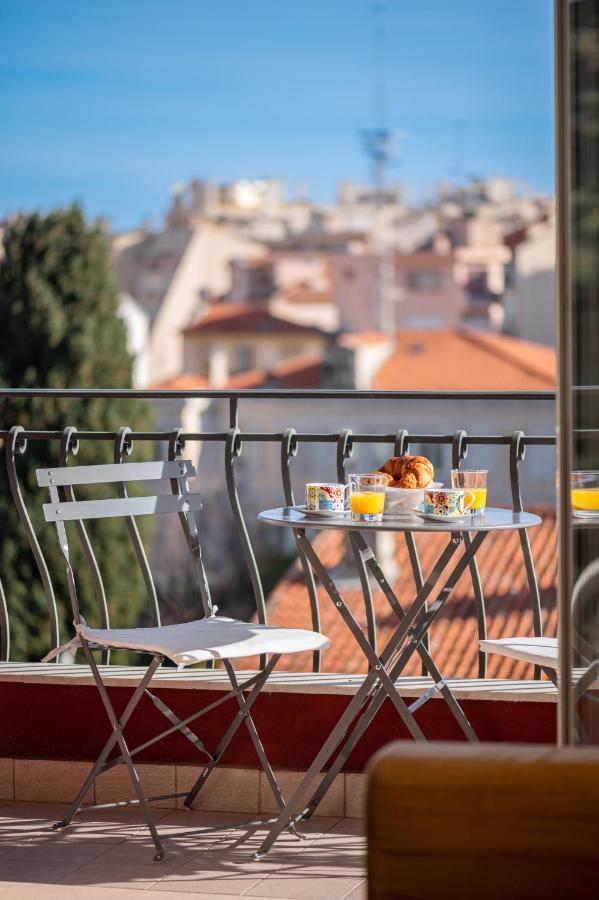 La Fabrique A Poupees - Chambres Et Appartements De Charme Au Coeur De Menton Eksteriør bilde