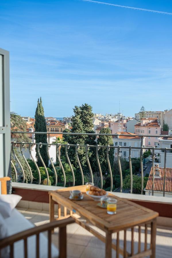 La Fabrique A Poupees - Chambres Et Appartements De Charme Au Coeur De Menton Eksteriør bilde