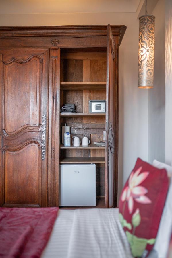 La Fabrique A Poupees - Chambres Et Appartements De Charme Au Coeur De Menton Eksteriør bilde