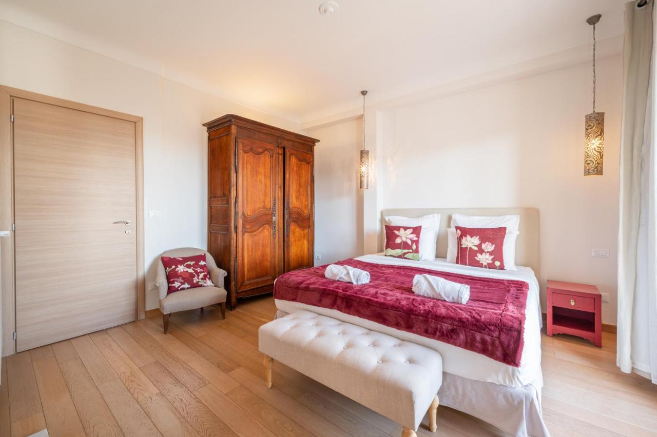 La Fabrique A Poupees - Chambres Et Appartements De Charme Au Coeur De Menton Eksteriør bilde