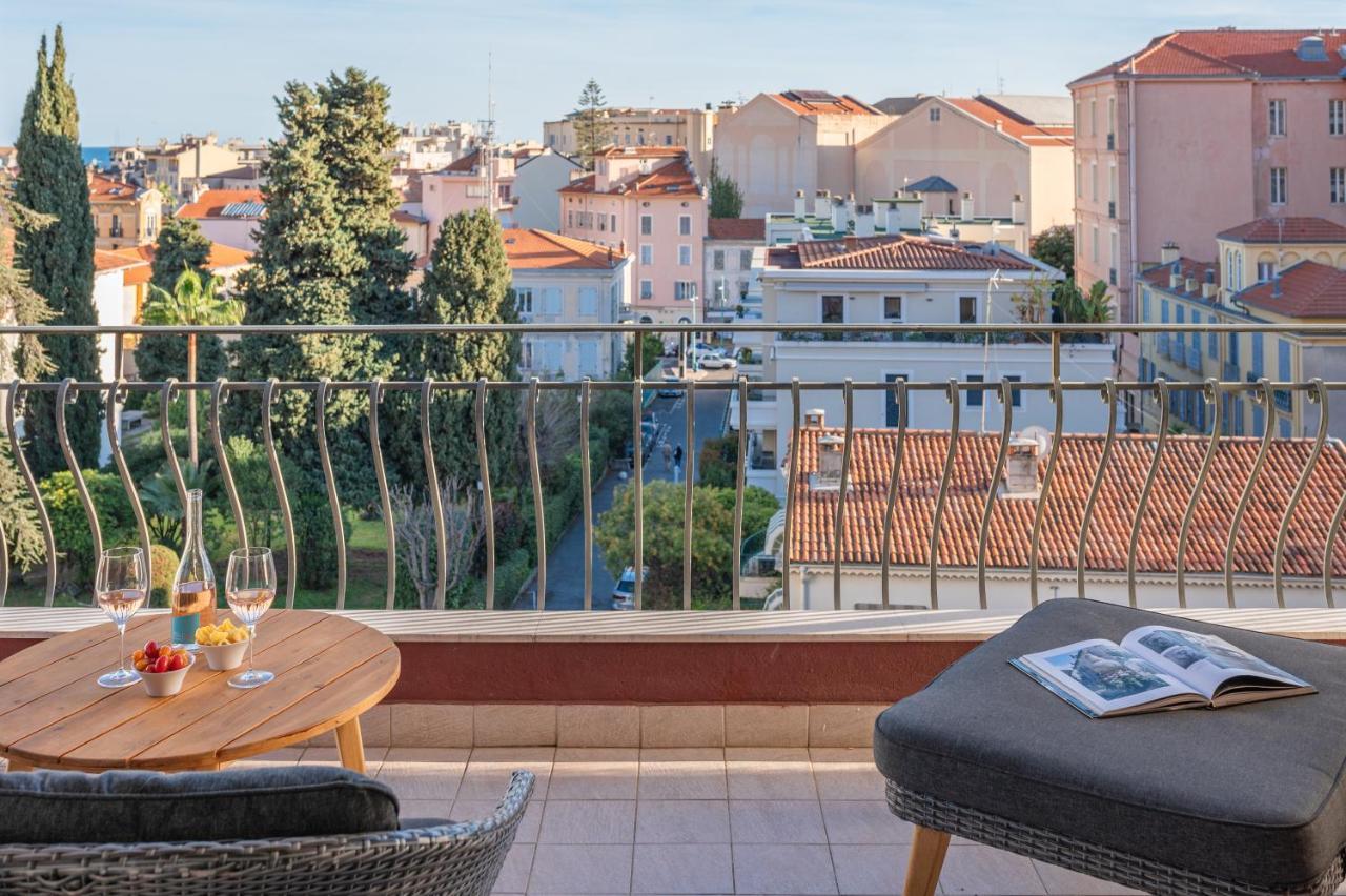 La Fabrique A Poupees - Chambres Et Appartements De Charme Au Coeur De Menton Eksteriør bilde