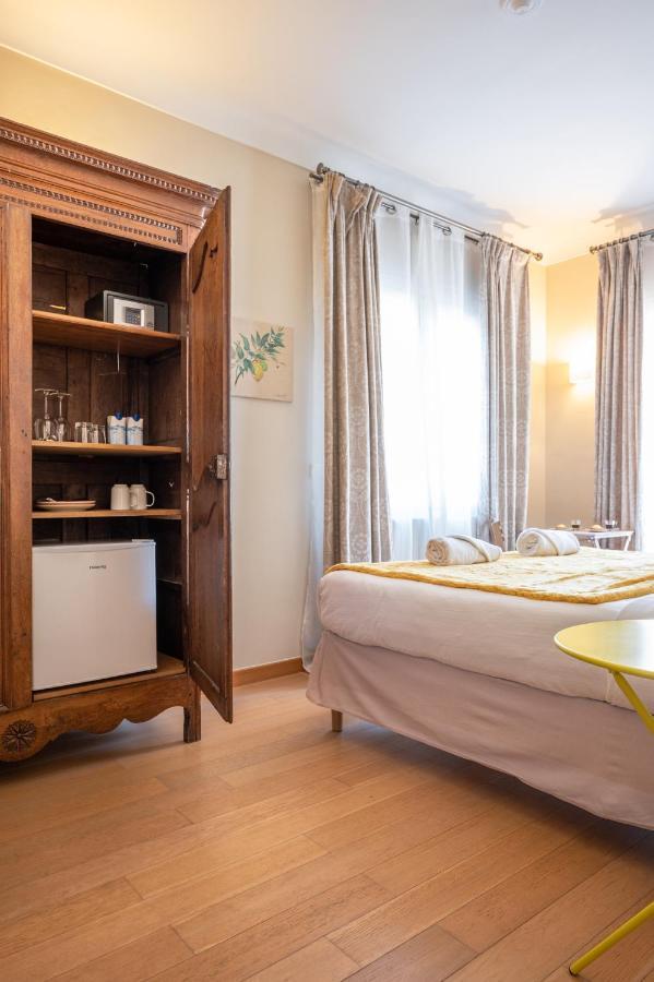 La Fabrique A Poupees - Chambres Et Appartements De Charme Au Coeur De Menton Eksteriør bilde