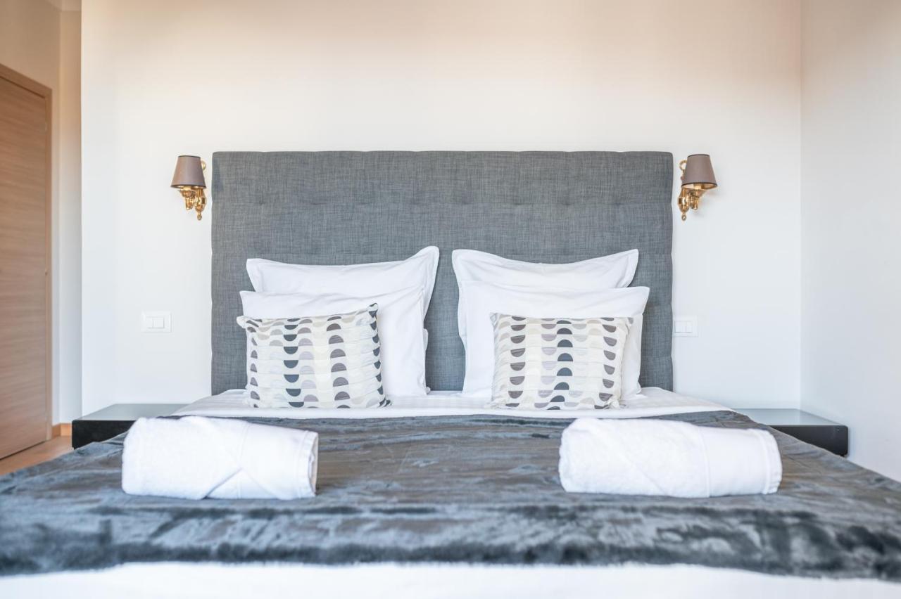 La Fabrique A Poupees - Chambres Et Appartements De Charme Au Coeur De Menton Eksteriør bilde