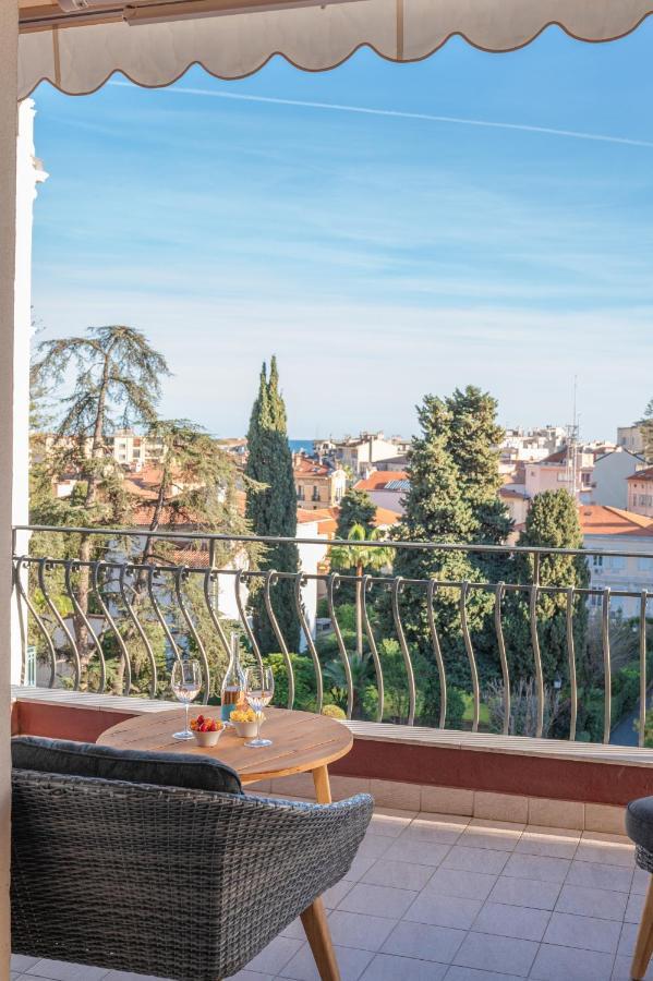 La Fabrique A Poupees - Chambres Et Appartements De Charme Au Coeur De Menton Eksteriør bilde