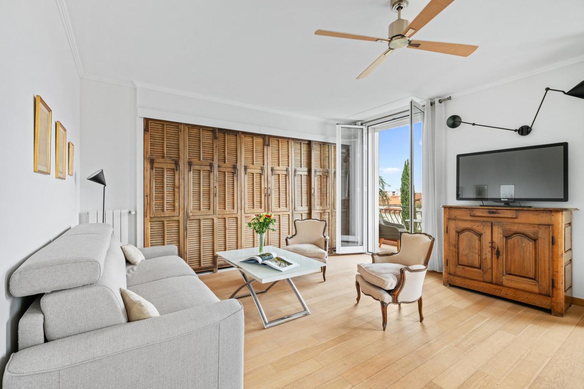 La Fabrique A Poupees - Chambres Et Appartements De Charme Au Coeur De Menton Eksteriør bilde