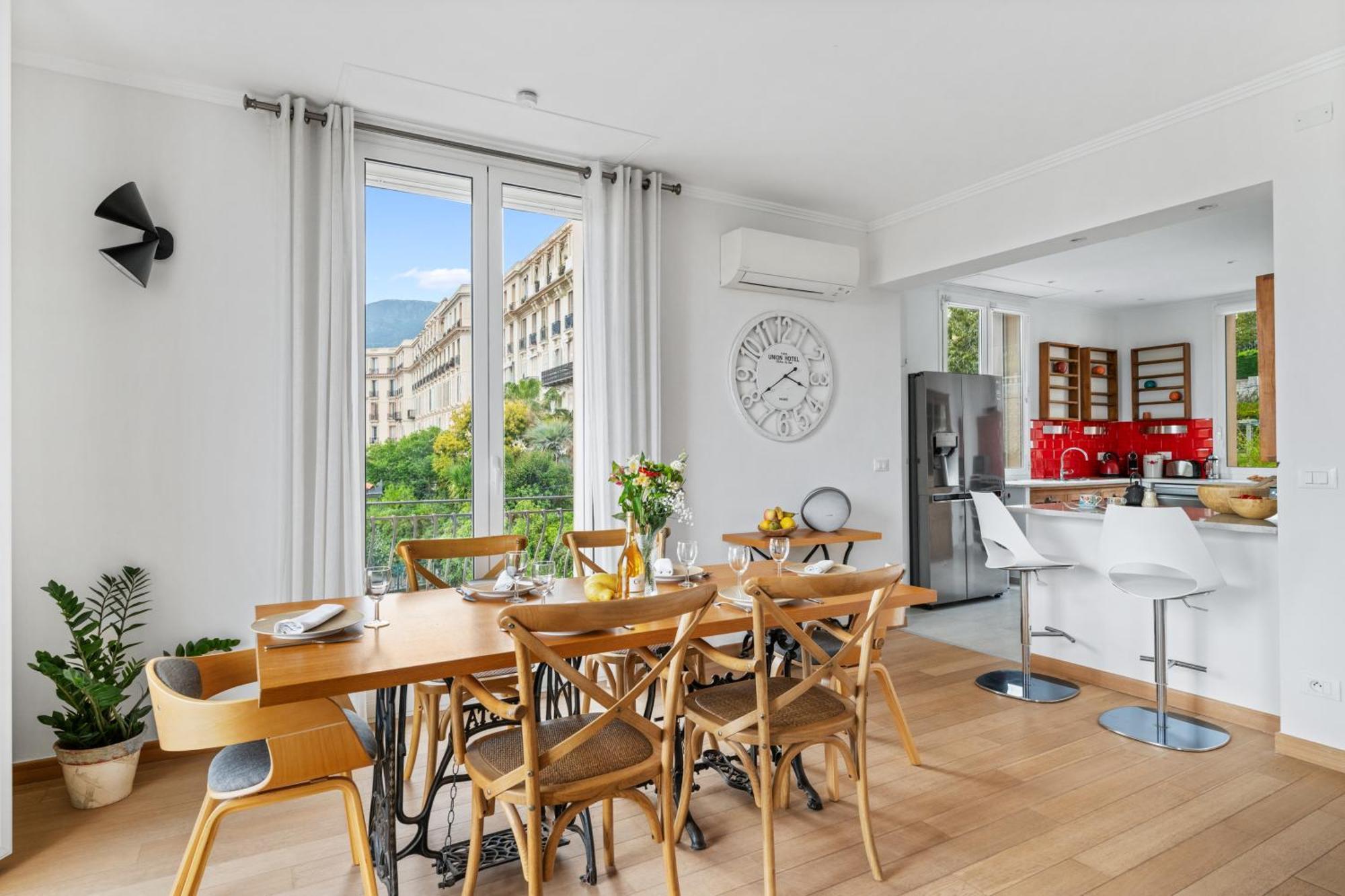 La Fabrique A Poupees - Chambres Et Appartements De Charme Au Coeur De Menton Eksteriør bilde